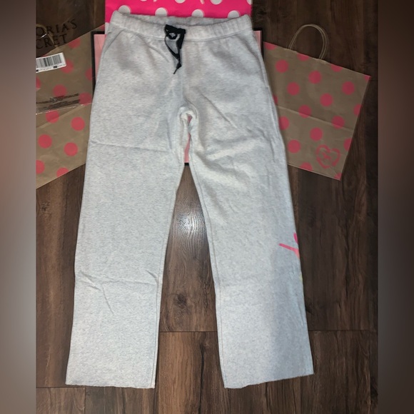 NEW VS PINK Size SMALL Grey with Rainbow Script Logo Boyfriend Sweatpant. - Picture 10 of 11